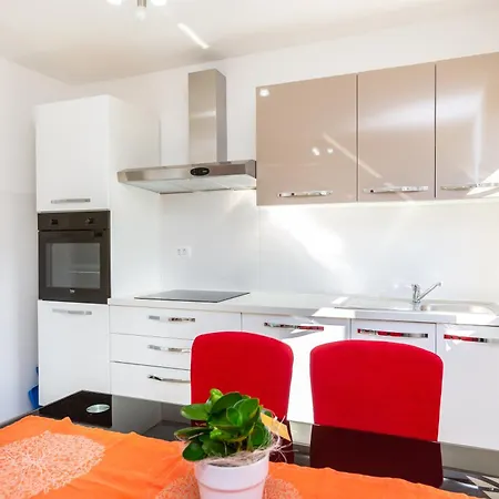 Murenc Apartment
