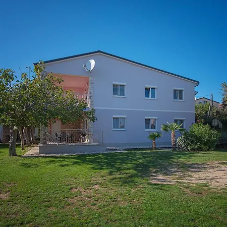 Apartment Murenc *
