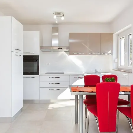 Murenc Apartment *